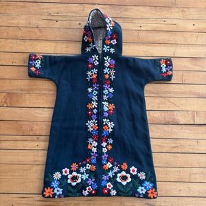 Vintage 1970s Yarn Embroidered Floral Baby Sleep Sack Green 6-12 Month Vtg Cozy